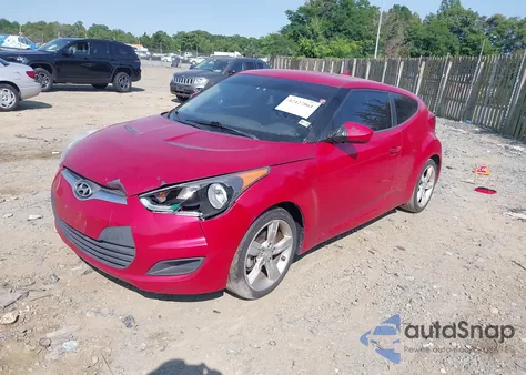 2015 Hyundai Veloster z USA, uszkodzony, nr VIN KMHTC6AD1FU233052
